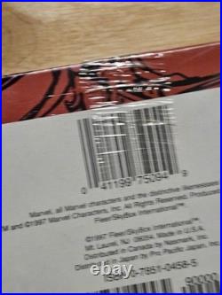 1997 Fleer SkyBox International SPIDERMAN Marvel Factory Sealed Box 18 Packs