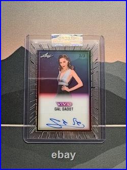 2025 Leaf Vivid Gal Gadot #VC-GG1 Acetate Auto /3 Bookend SSP