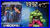 Unsealing_A_1992_Marvel_Masterpieces_Metal_Tin_Vintage_Trading_Card_Break_01_whu